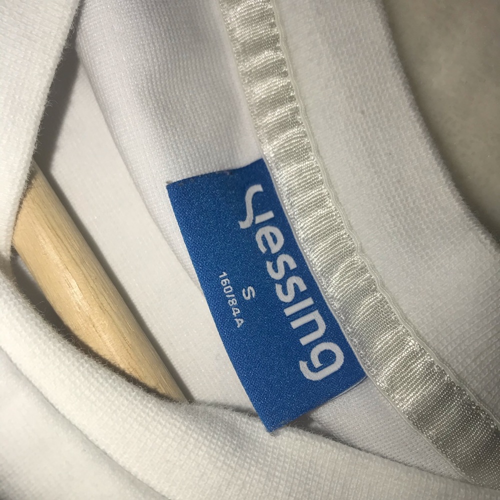 T shirt - Picture 4 of 4